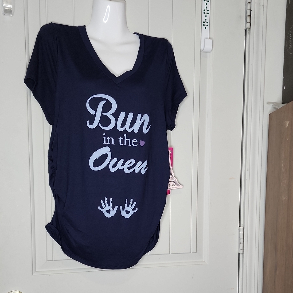 French Pastry Eiffel Tower Tag with Pink Accent